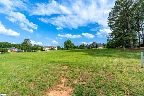 106 Bree Dr, Anderson, SC, 29621-3679 | Card Image