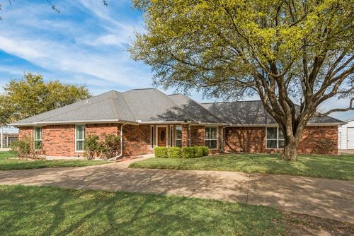 11374 Jennifer Cir, Forney, TX, 75126-7818 | Card Image