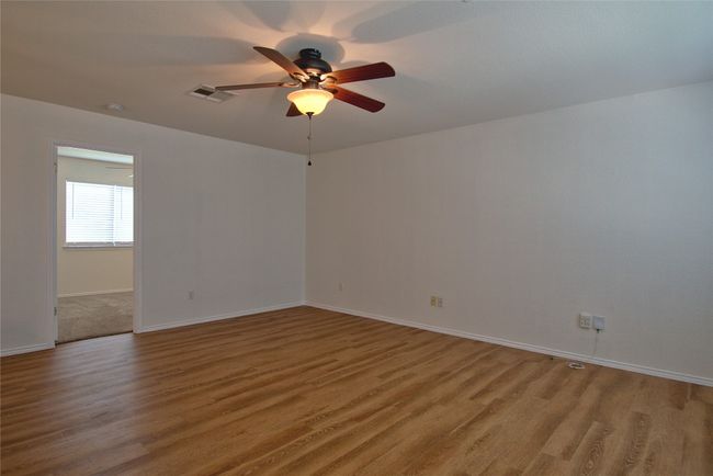 115 Remington Dr, House other with 4 bedrooms, 3 bathrooms and 4 parking in Kyle TX | Image 13