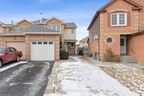 1065 Rathmore Cres, Pickering, ON, L1V5A3 | Card Image