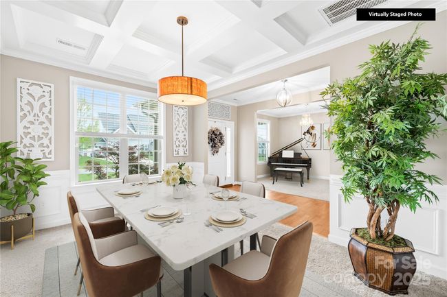 virtual staged dining room | Image 6