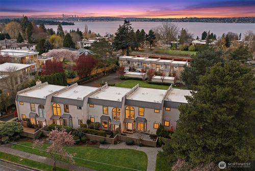 10-6527 106th Ave Ne, Kirkland, WA, 98033-7046 | Card Image