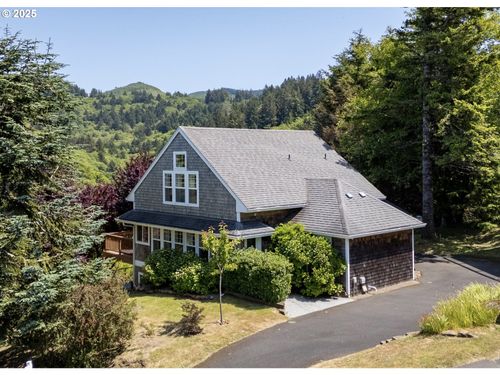 47165 Hill Crest Dr, Neskowin, OR, 97149-9725 | Card Image
