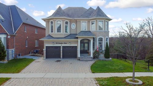 98 Coastline Dr, Brampton, ON, L6Y0T2 | Card Image