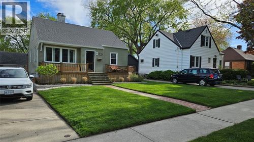 323 Maria St, Sarnia, ON, N7T4T5 | Card Image