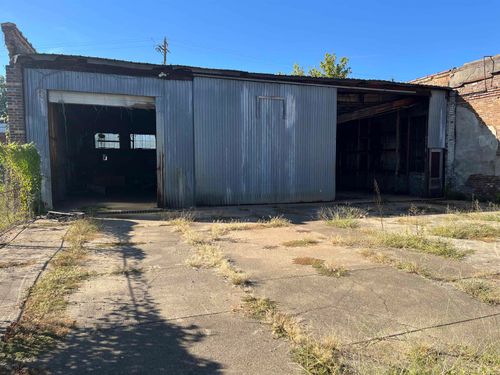 108 S Front St, Gurdon, AR, 71743-1032 | Card Image