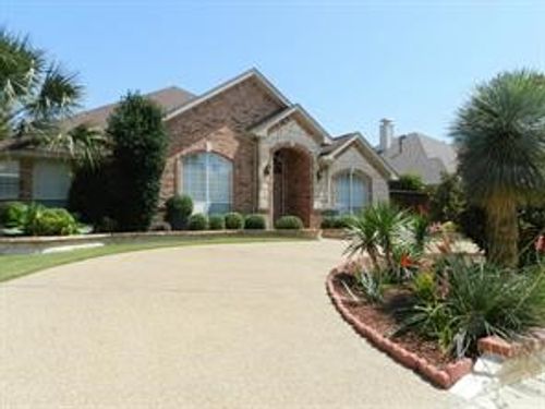 4561 Oak Shores Dr, Plano, TX, 75024-7352 | Card Image