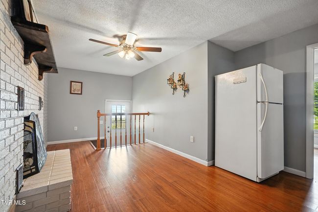 1710 Shawnee Ave E, House other with 4 bedrooms, 2 bathrooms and null parking in Big Stone Gap VA | Image 21