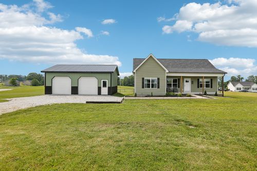 1202 Oak Grove Rd, Dickson, TN, 37055-4135 | Card Image