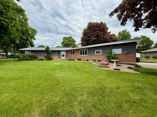 306 S Fairview Dr, Luverne, MN, 56156-1071 | Card Image