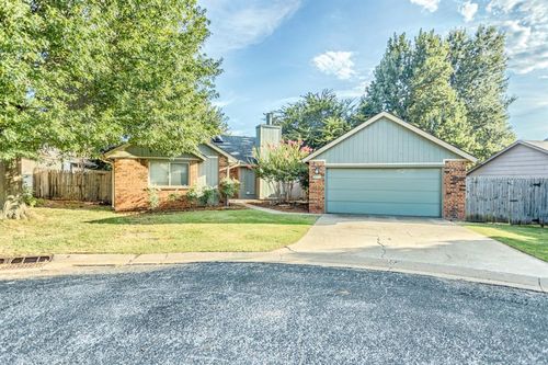 11900 Brandt Ct, Oklahoma City, OK, 73120-8017 | Card Image