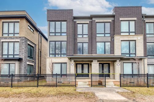 7-2485 Badger Cres, Oakville, ON, L6M5L9 | Card Image