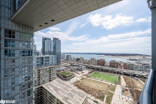 2805-21 Iceboat Terr, Toronto, ON, M5V4A9 | Card Image