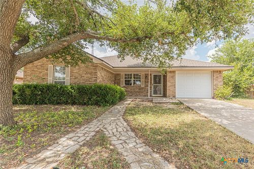 610 Rogers St, Temple, TX, 76504-2948 | Card Image