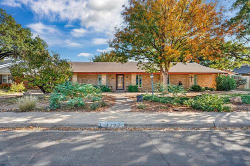 3203 Maxwell Dr, Midland, TX, 79705-4824 | Card Image