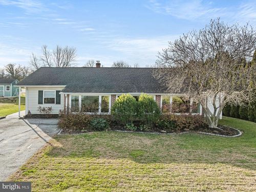 426 S Walnut St, KENNETT SQUARE, PA, 19348-3341 | Card Image