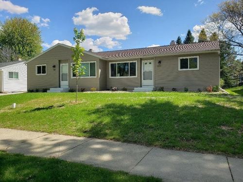 1-2801 1500 W. Main Street Lane, Madison, WI, 53704 | Card Image