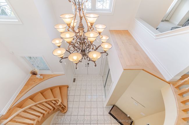 5 Belleville Dr, House other with 6 bedrooms, 5 bathrooms and 6 parking in Brampton ON | Image 26