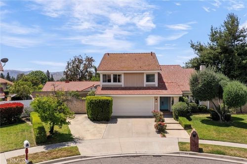 3016 Daphney Ct, Simi Valley, CA, 93063-1561 | Card Image