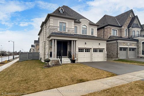 78 Sir Benson Dr, Maple, ON, L6A5A2 | Card Image