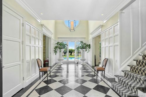 10 Horse Meadow Ln, East Hampton, NY, 11937-2826 | Card Image