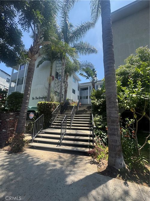 6150 Buckingham Pkwy, Culver City, CA, 90230-7239 | Card Image