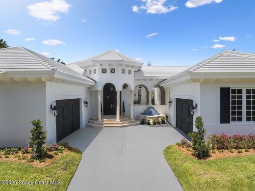 7 Beachside Dr, Indian River Shores, FL, 32963-9501 | Card Image