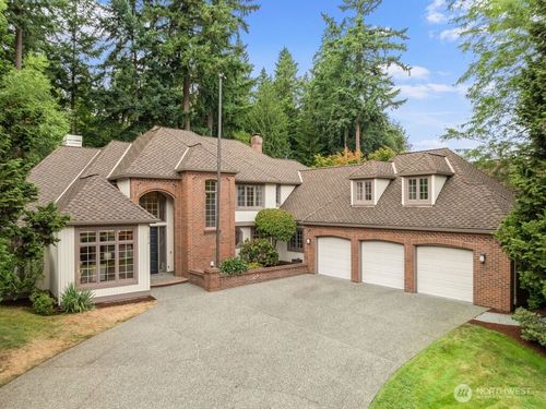 15814 Ne 135th Street, Redmond, WA, 98052 | Card Image