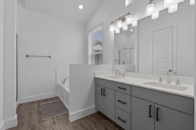 4917 - 1664 Hillside Ter, Home with 4 bedrooms, 3 bathrooms and null parking in Buda TX | Image 25