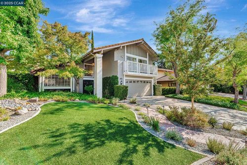 1372 Bent Tree Ln, Concord, CA, 94521-4242 | Card Image