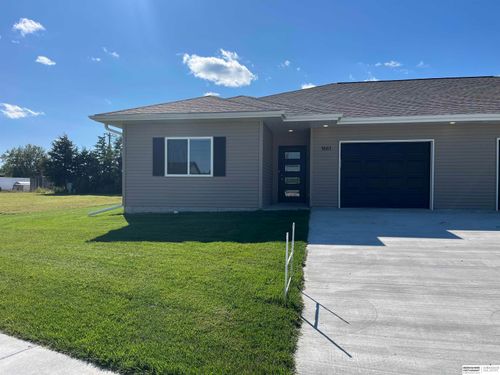 1661 Northland Dr, David City, NE, 68632-3000 | Card Image