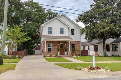 1820 E Moreno St, House other with 3 bedrooms, 2 bathrooms and 2 parking in Pensacola FL | Image 2