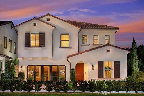111 Oakstone, Irvine, CA, 92618-3552 | Card Image