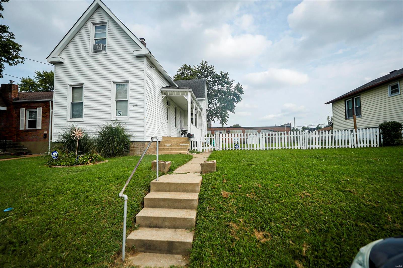 Pardella Ave, Saint Louis, MO 63125