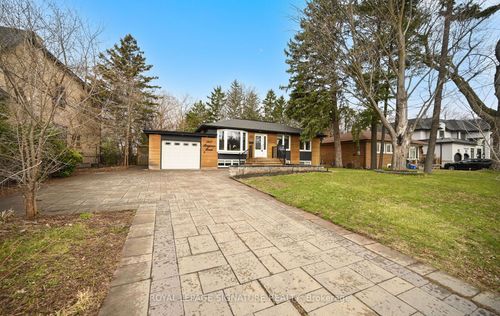 1207 Pinegrove Rd, Oakville, ON, L6L2W8 | Card Image