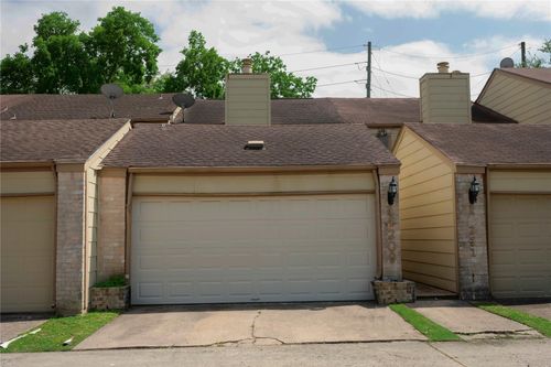th15-14209 Briarsage Ct, Houston, TX, 77077-4426 | Card Image