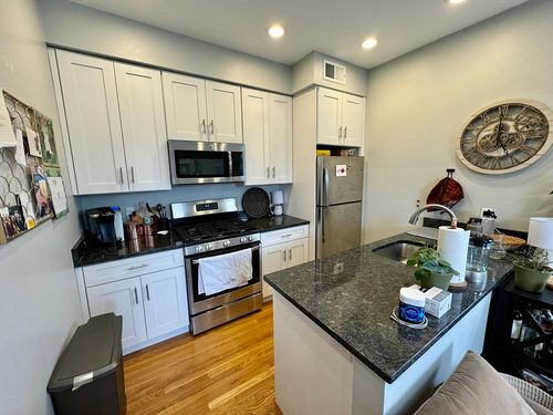2r-405 S Huntington Ave, Boston, MA, 02130 | Card Image