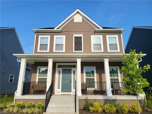 114 Legacy Blvd, Poquoson, VA, 23662-1880 | Card Image