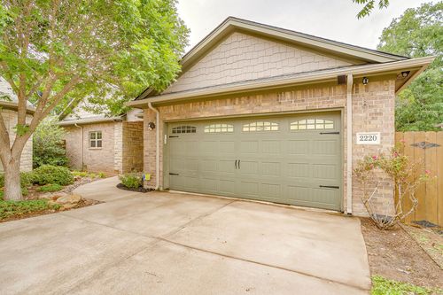 2220 Cobblestone Ct, Granbury, TX, 76049-7600 | Card Image