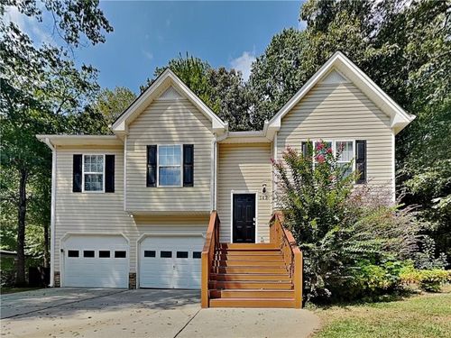 142 Farmington Dr, Temple, GA, 30179-2962 | Card Image