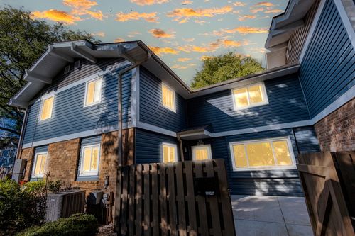 7614521 Northpoint Ct, Menomonee Falls, WI, 53051-4319 | Card Image