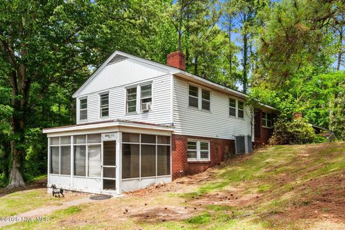 6730 Hill St, Grifton, NC, 28530-3500 | Card Image
