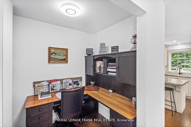 370 Detlor Rd, House other with 4 bedrooms, 3 bathrooms and 12 parking in L'amable ON | Image 16