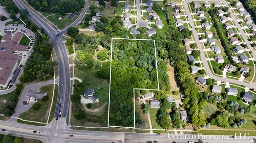 6117 W River Rd Ne, Belmont, MI, 49306-8005 | Card Image
