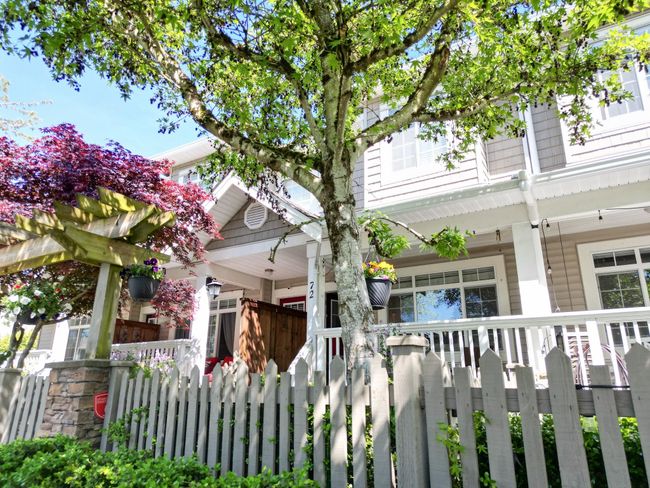 72 - 6852 193 Street, Townhouse with 3 bedrooms, 2 bathrooms and 1 parking in Surrey BC | Image 1