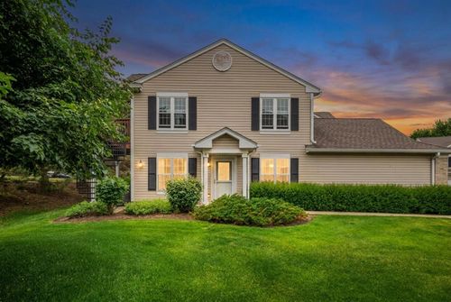 513 Windham Cove Dr, Crystal Lake, IL, 60014-8998 | Card Image