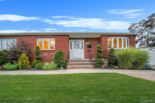67 Irving Ave, Deer Park, NY, 11729-3403 | Card Image