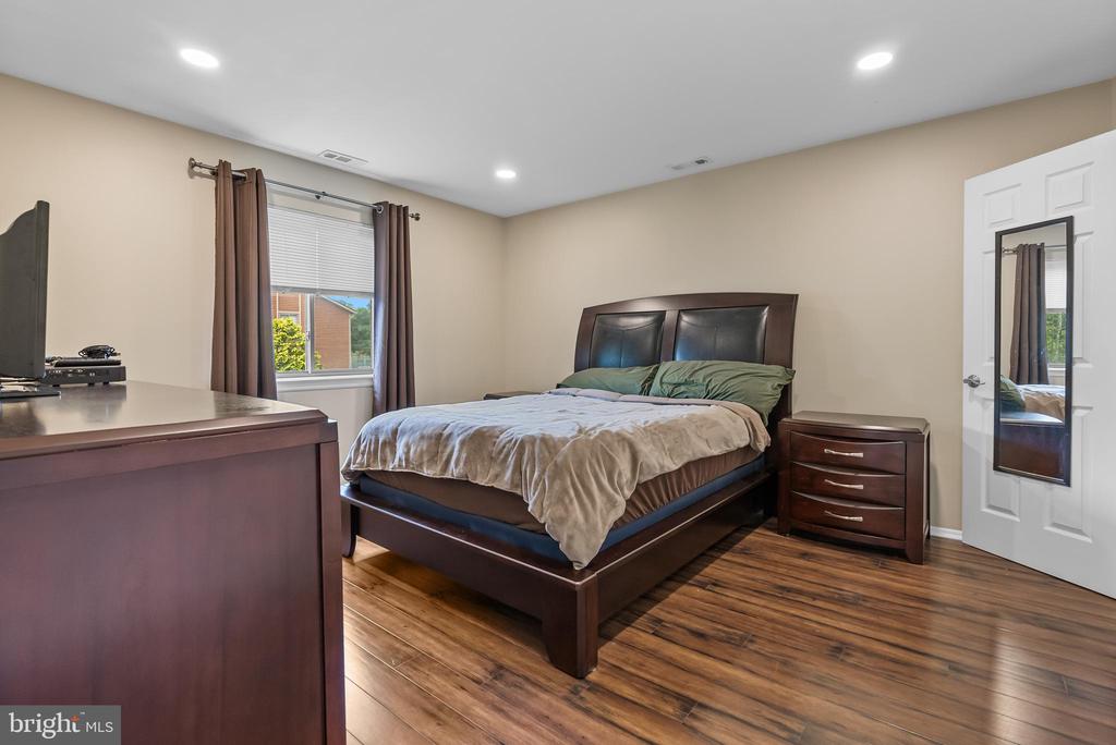 Residential Lease in MARLTON 3