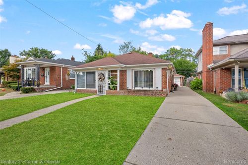 5741 Hubbell St, Dearborn Heights, MI, 48127-2443 | Card Image