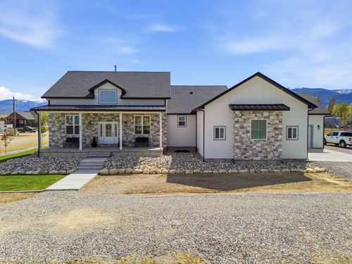 886 N 300 E, Spring City, UT, 84662-7680 | Card Image